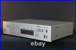 AKAI AT 555 AM-FM Stereo Radio Tuner Hi-Fi Separate from HIFI Vintage