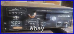 Hitachi AM-FM Stereo Tuner Ft-920
