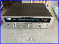 Marantz Model 2215 Stereophonic Receiver AM FM Tuner. Powers On. Working. NICE