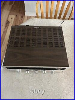 Marantz Model 2215 Stereophonic Receiver AM FM Tuner. Powers On. Working. NICE