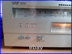 Marantz ST300 AM FM Stereo Tuner vintage