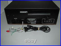 Marantz ST400 AM/FM Stereo Tuner Near Mint Tested & Working Made In Japan