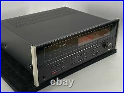 McIntosh MR7083 AM/FM Digital Tuner