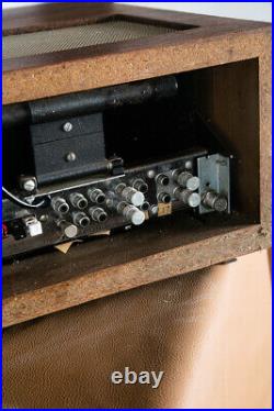 McIntosh MX113 Stereo AM/FM Tuner Preamplifier Working Walnut Case Mid Century