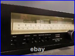 Sansui TU-717 Vintage AM / FM Stereo Tuner Radio Receiver
