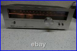 VINTAGE AKAI model AT-2250 AM FM Stereo Tuner UNTESTED