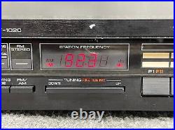 Yamaha Natural Sound AM/FM Stereo Tuner T-1020