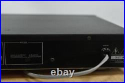 Yamaha TX-950 Natural Sound AM FM Stereo Tuner Components Digital Display -Japan